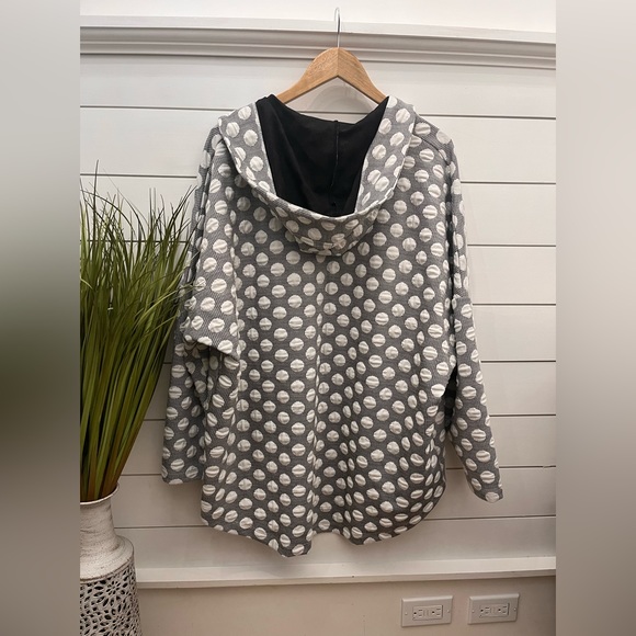 Spring Jacket - Picture 2 of 2